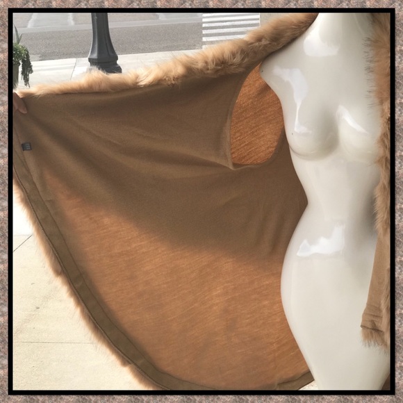 Luxurious Camel Faux Fur Double Layer Cape Coat - Picture 7 of 9